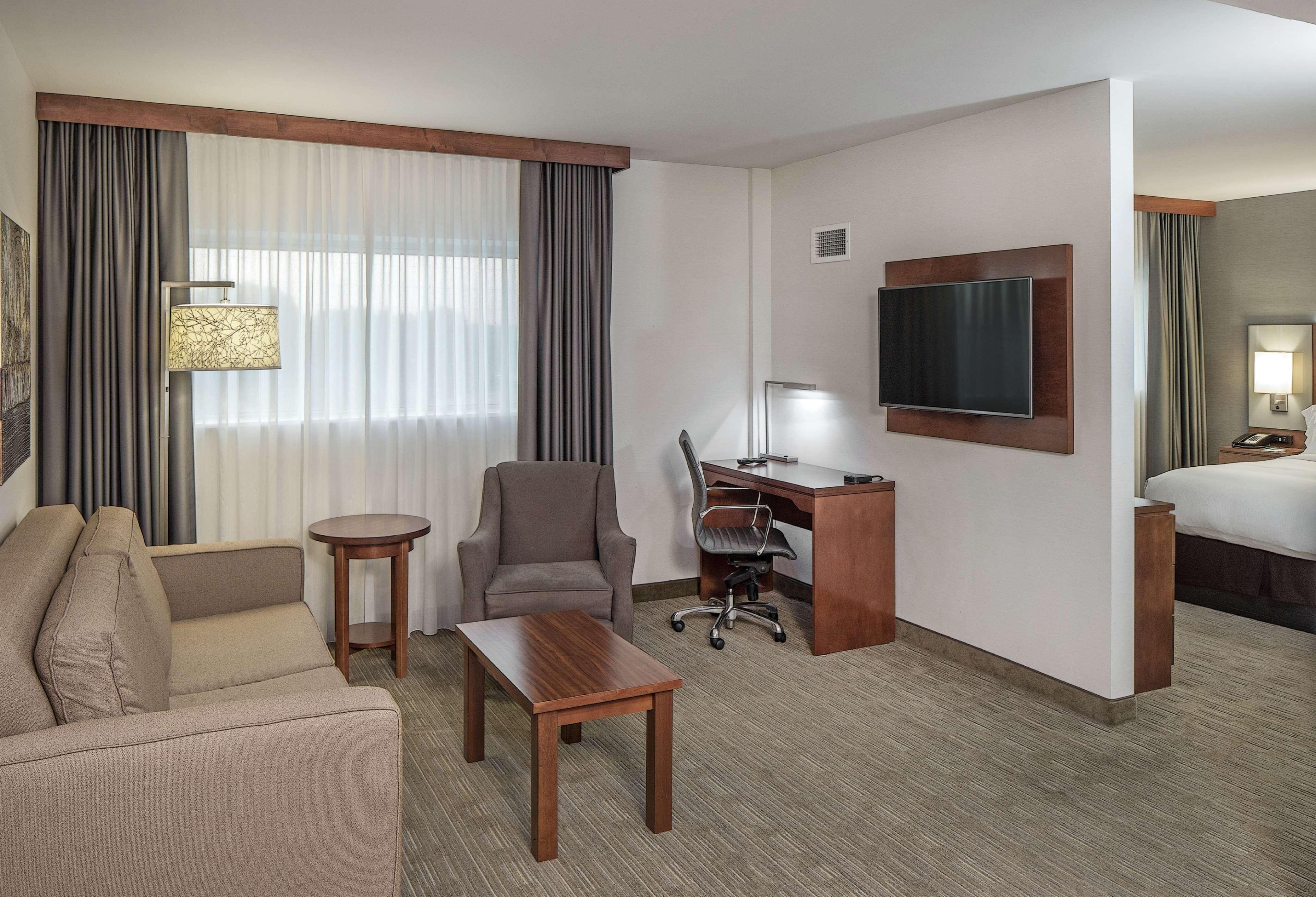 Hotel Doubletree By Hilton Omaha Southwest, Ne Exterior foto