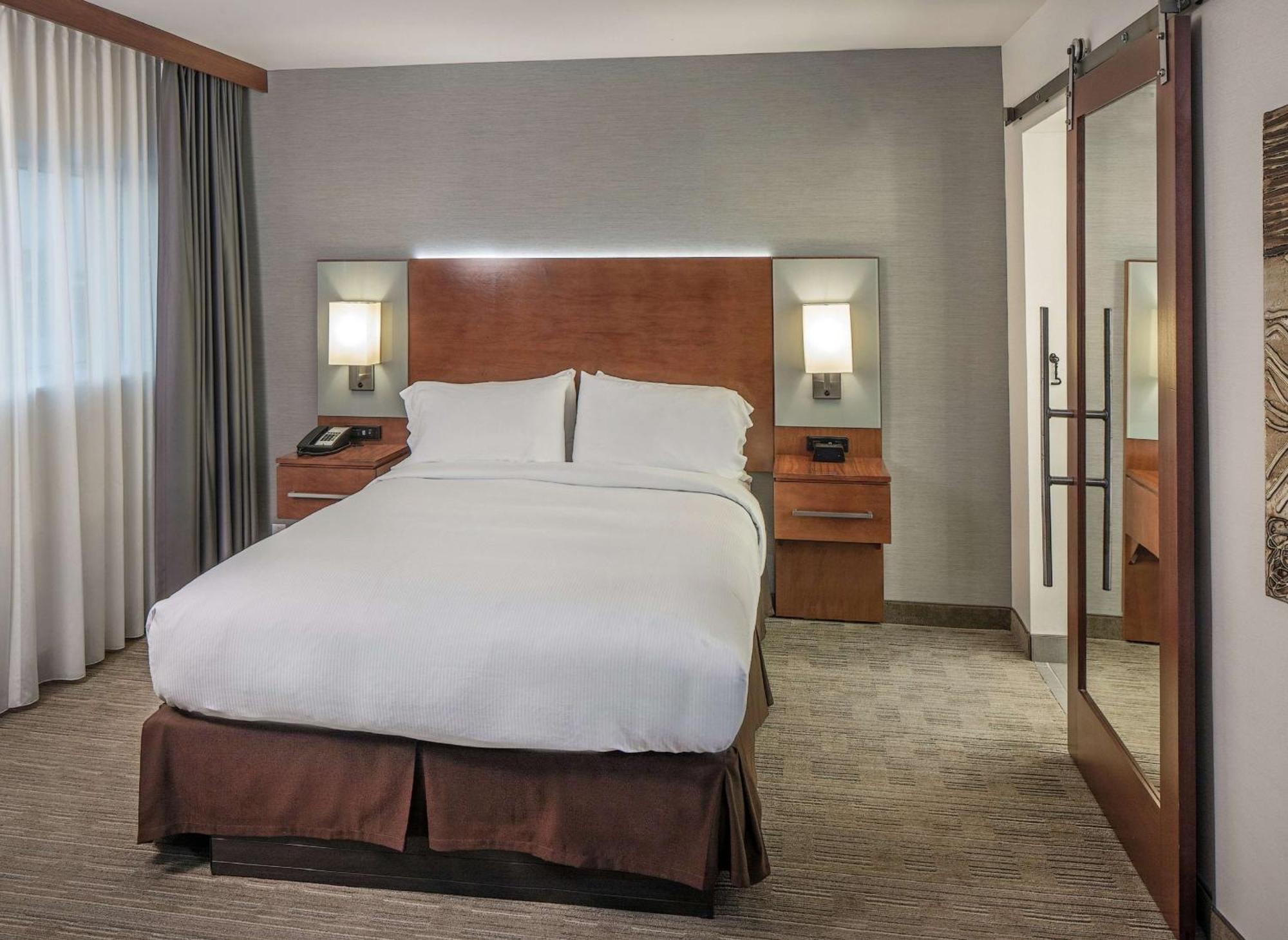 Hotel Doubletree By Hilton Omaha Southwest, Ne Exterior foto